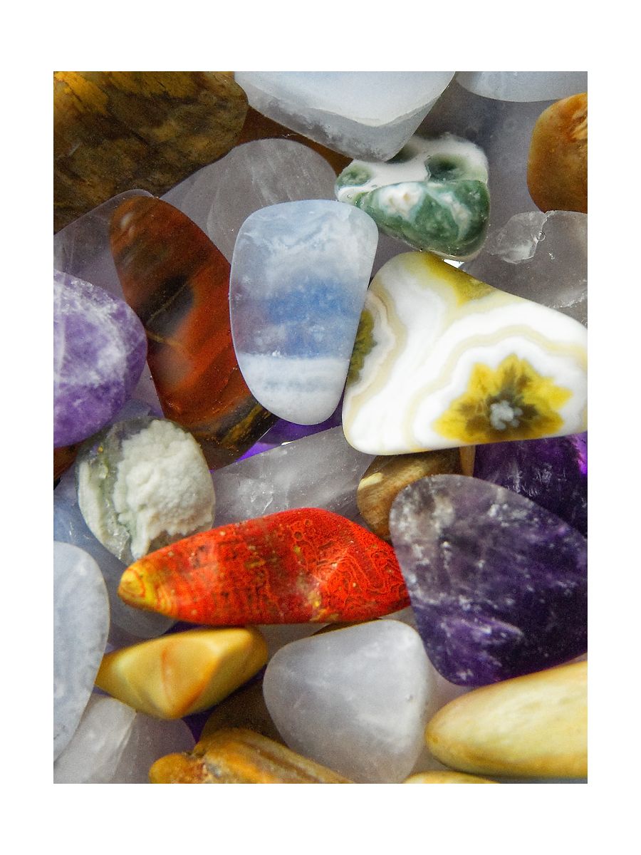 VitaJuwel "Fünf Elemente" (Amethyst, Chalcedon, versteinertes Holz, Rosenquarz, Ozeanjaspis) – Bild 2